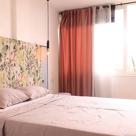 Lux Lovely 3 Bedroom Duplex With Solarium In Centre Of Playa Americas Appartement *