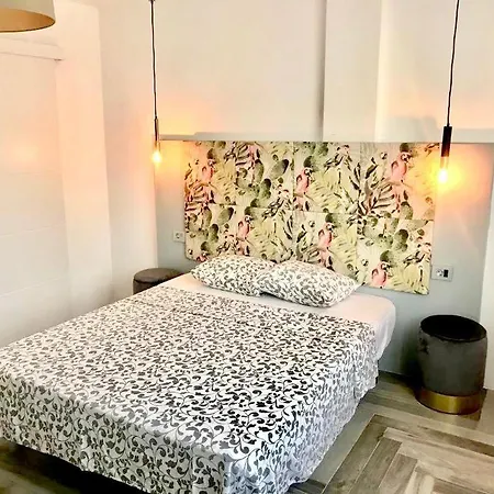 Appartement Lux Lovely 3 Bedroom Duplex With Solarium In Centre Of Playa Americas