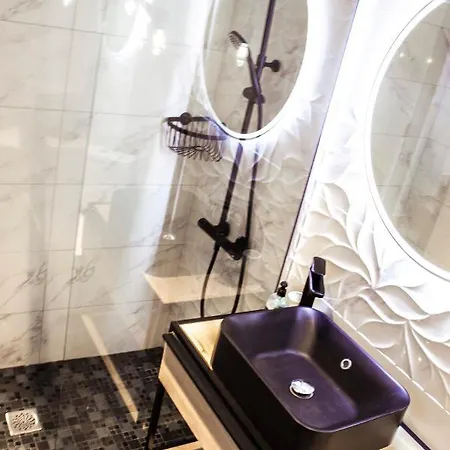 Lux Lovely 3 Bedroom Duplex With Solarium In Centre Of Playa Americas Appartement
